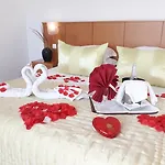 Santa Cruz Hotel 3*