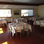 Santa Cruz Hotel Silveira (Lisbon)