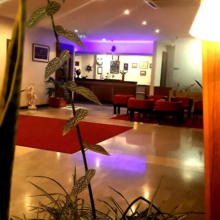 圣克鲁斯酒店 酒店
