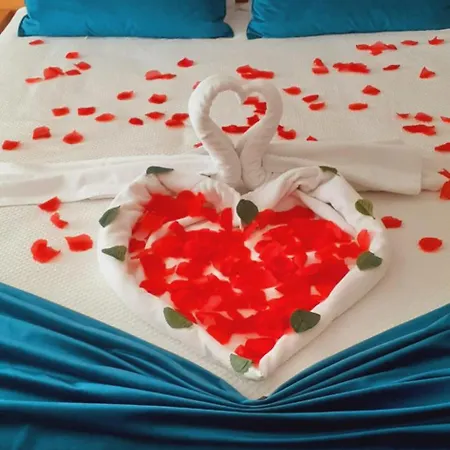 Santa Cruz 3* Silveira (Lisbon)