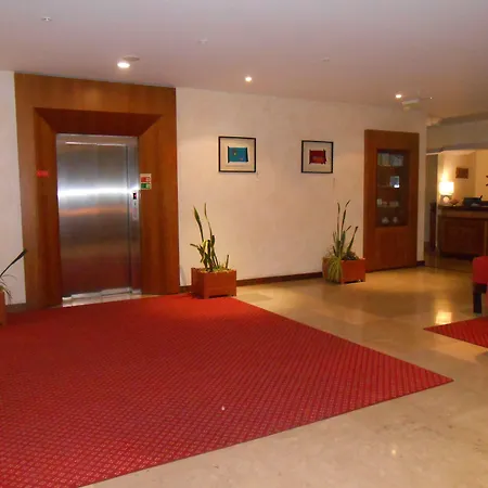 Santa Cruz 3* Silveira (Lisbon)