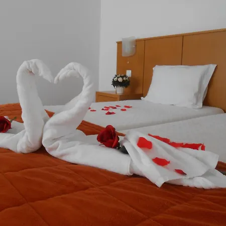 Hotel Santa Cruz 3*