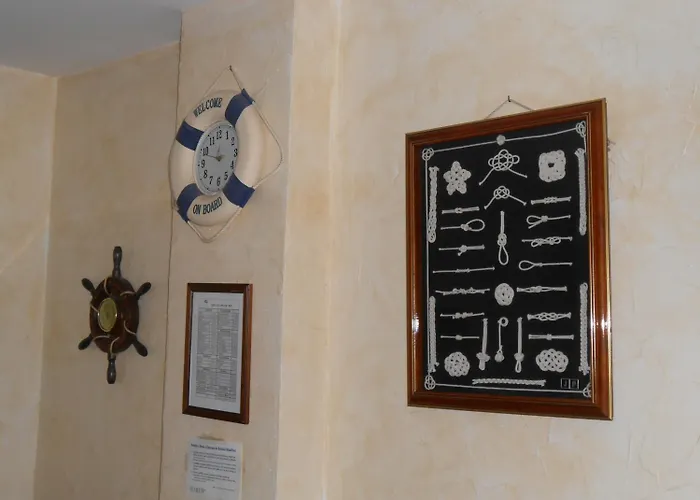 Santa Cruz 3* Silveira (Lisbon)