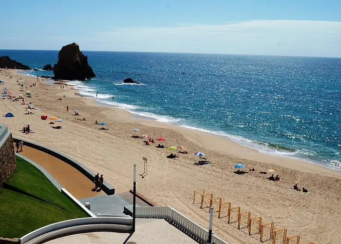 Santa Cruz Hotel Silveira (Lisbon)